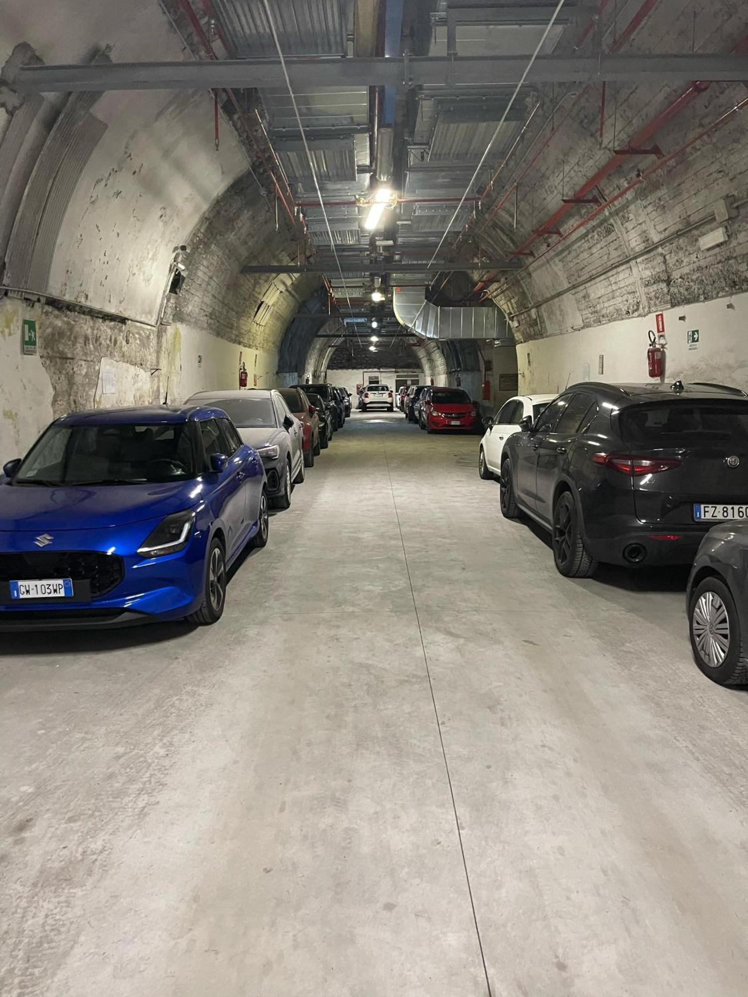 Deluxe Apartment Self Check In Parking Genoa Exterior photo